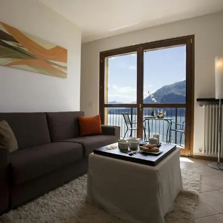 Apartment Sleeps 2 Pool *