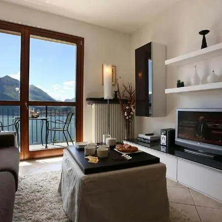 Sleeps 2 Pool Regoledo